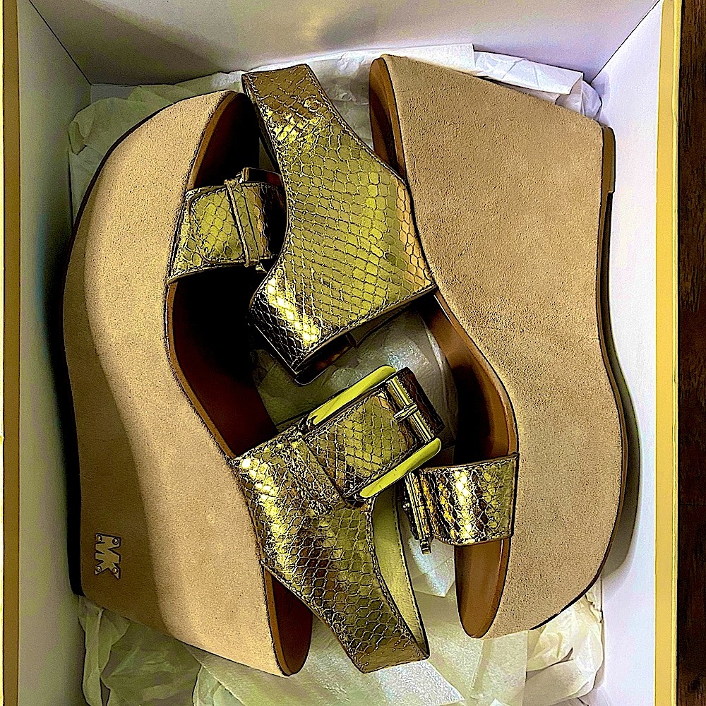 BRAND NEW! MICHAEL KORS GOLD WEDGE HEELS